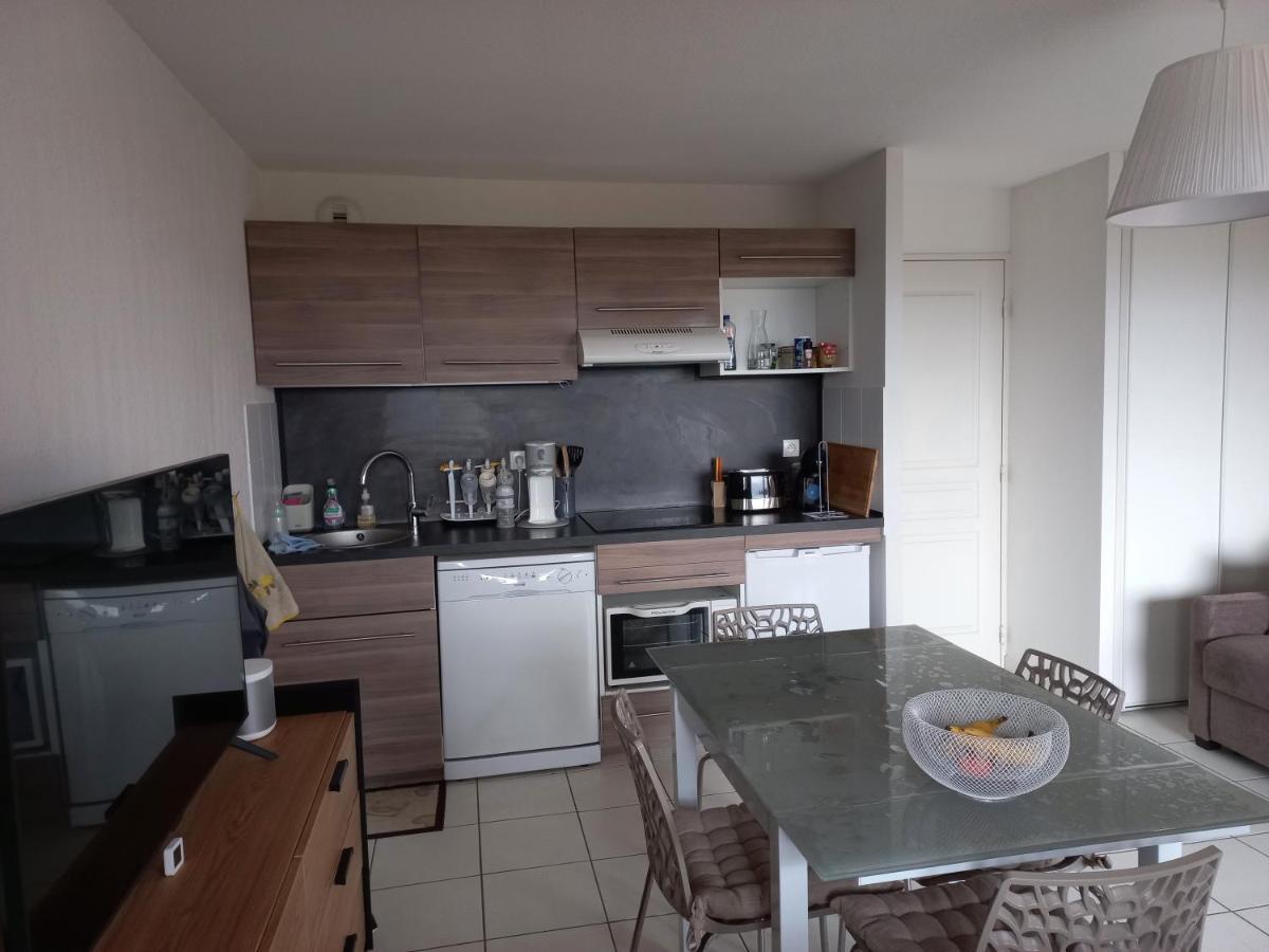 Appartement Offrant Une Magnifique Vue Des Montagnes Saint-Leger-les-Melezes Exterior photo