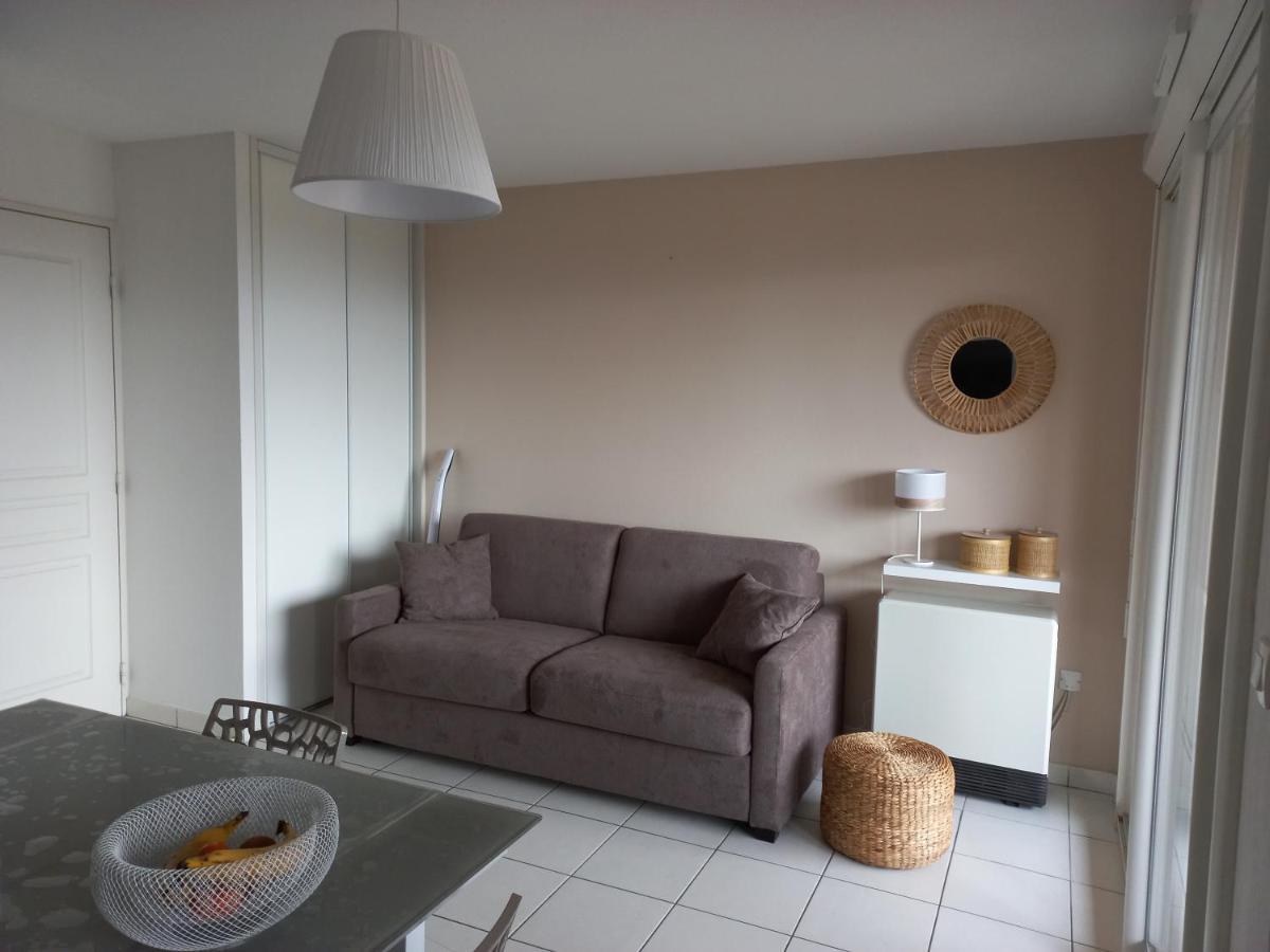 Appartement Offrant Une Magnifique Vue Des Montagnes Saint-Leger-les-Melezes Exterior photo